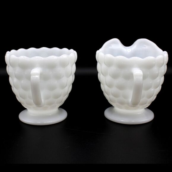 Vintage Anchor Hocking Milk Glass Bubble Pattern Footed Sugar and Creamer Set - Picture 7 of 8